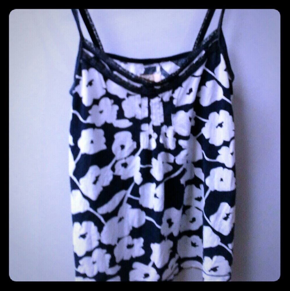 Hollister Floral Tank